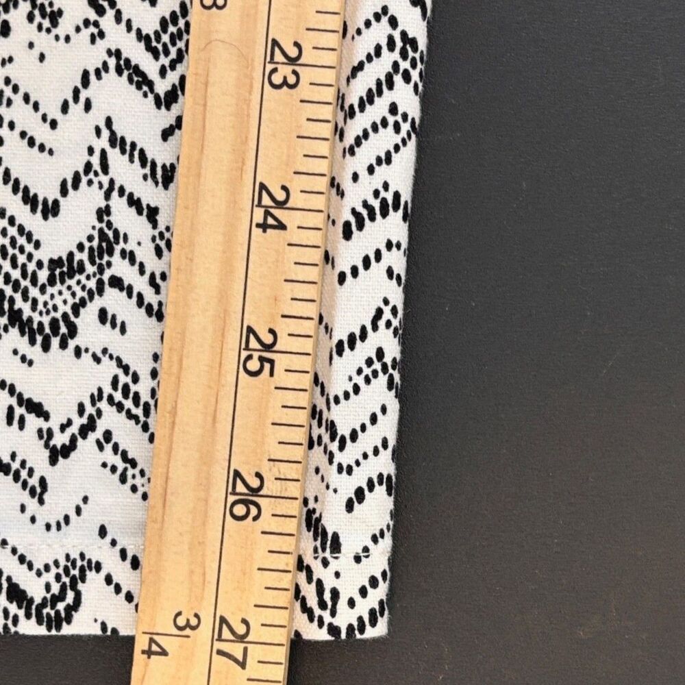 Cynthia Rowley Women's Size 6 Black & White Zigzag Chevron Ankle Chino Pants - Picture 8 of 9